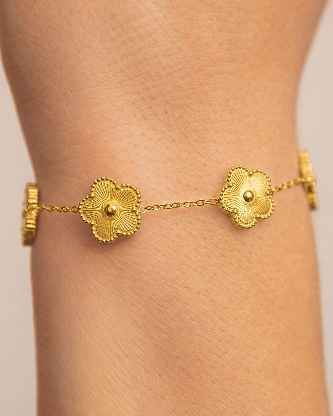 18k Gold plated flower bracelet