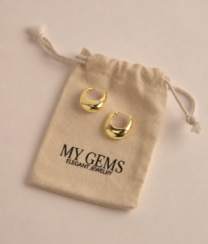 Petites boucles d'oreilles ovales plaquées or 14 carats