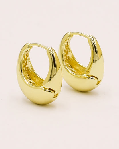 Petites boucles d'oreilles ovales plaquées or 14 carats